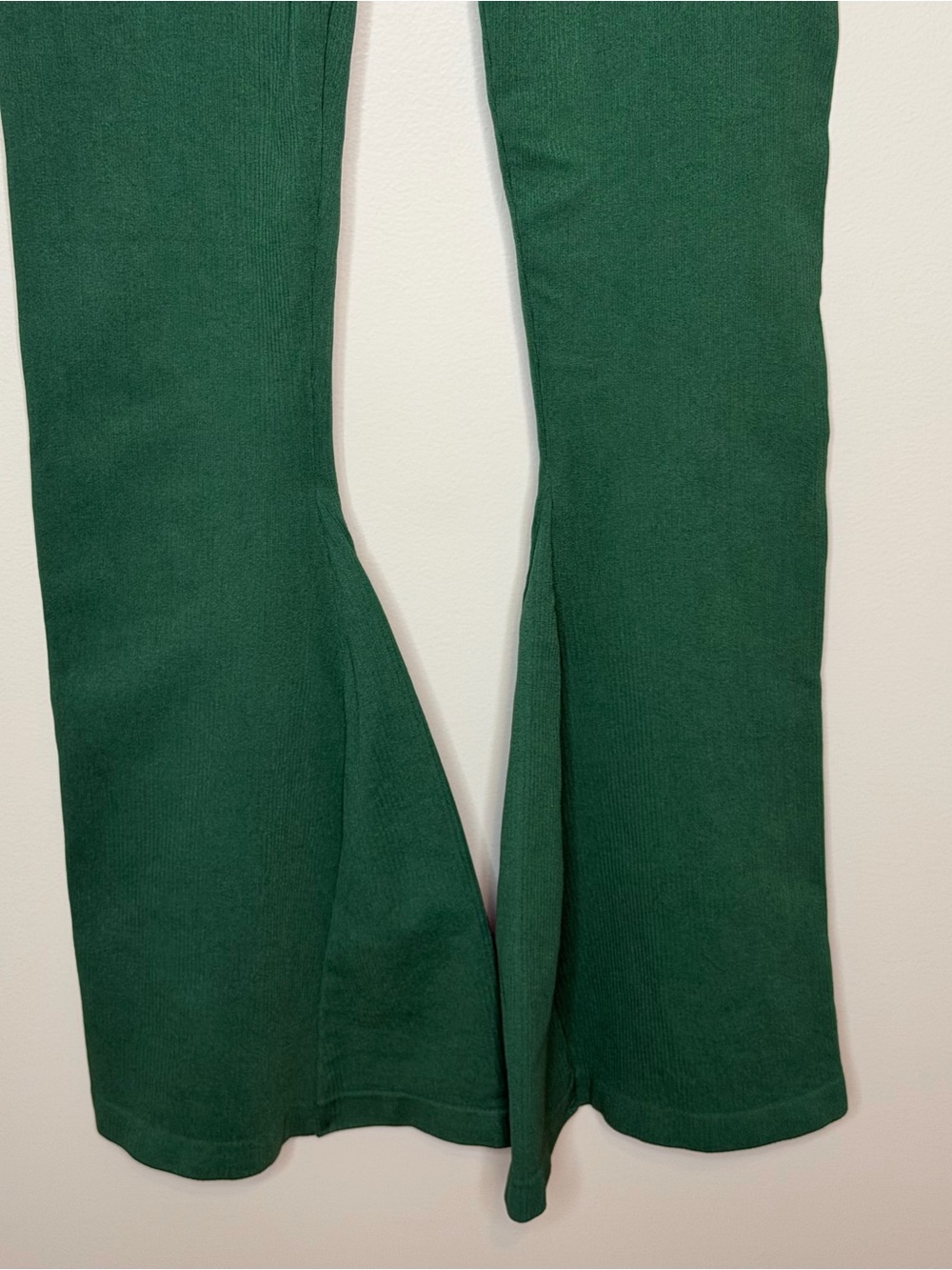 NWT NVGTN Balsam Harmony Ribbed Seamless Flare Legging Women’s L - Picture 7 of 12